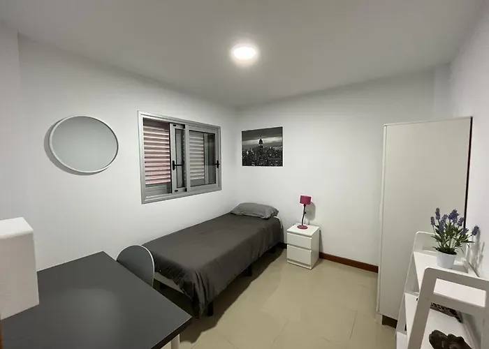 Urban, Quiet Flat For Digital & Remote Nomads 公寓