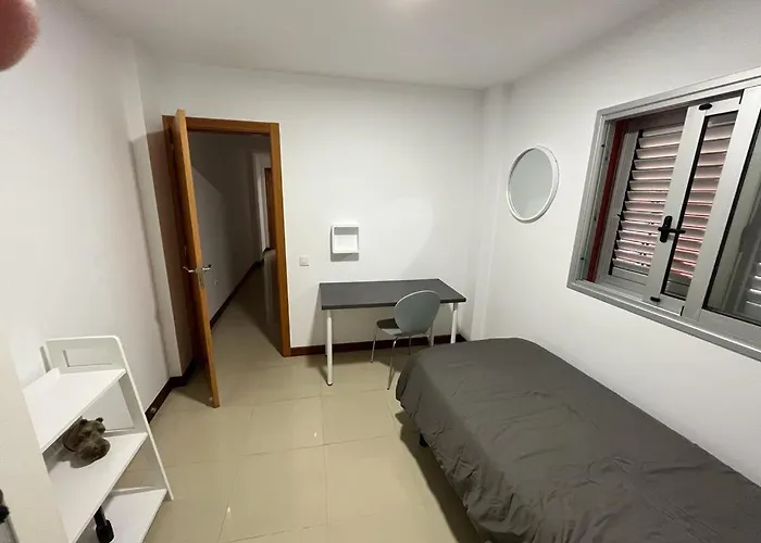 Urban, Quiet Flat For Digital & Remote Nomads سانتا كروز دي تينيريف