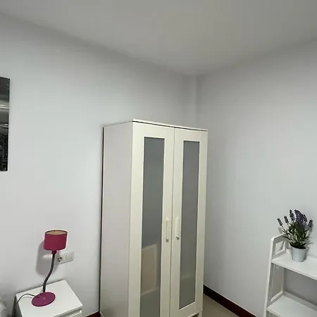 アパート Urban, Quiet Flat For Digital & Remote Nomads *